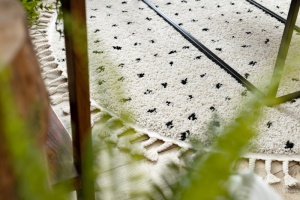 Krémový bodkovaný shaggy koberec Berber Syla B752 kruh