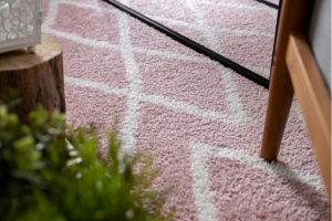 Ružový Berber koberec Beni